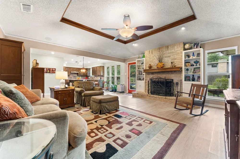 9702 Beauchamp Square Austin, TX 78729