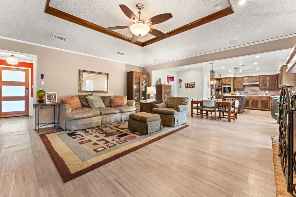 9702 Beauchamp Square Austin, TX 78729