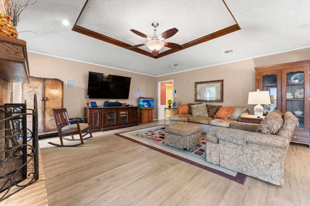 9702 Beauchamp Square Austin, TX 78729