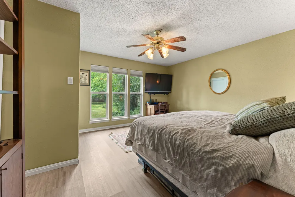 9702 Beauchamp Square Austin, TX 78729