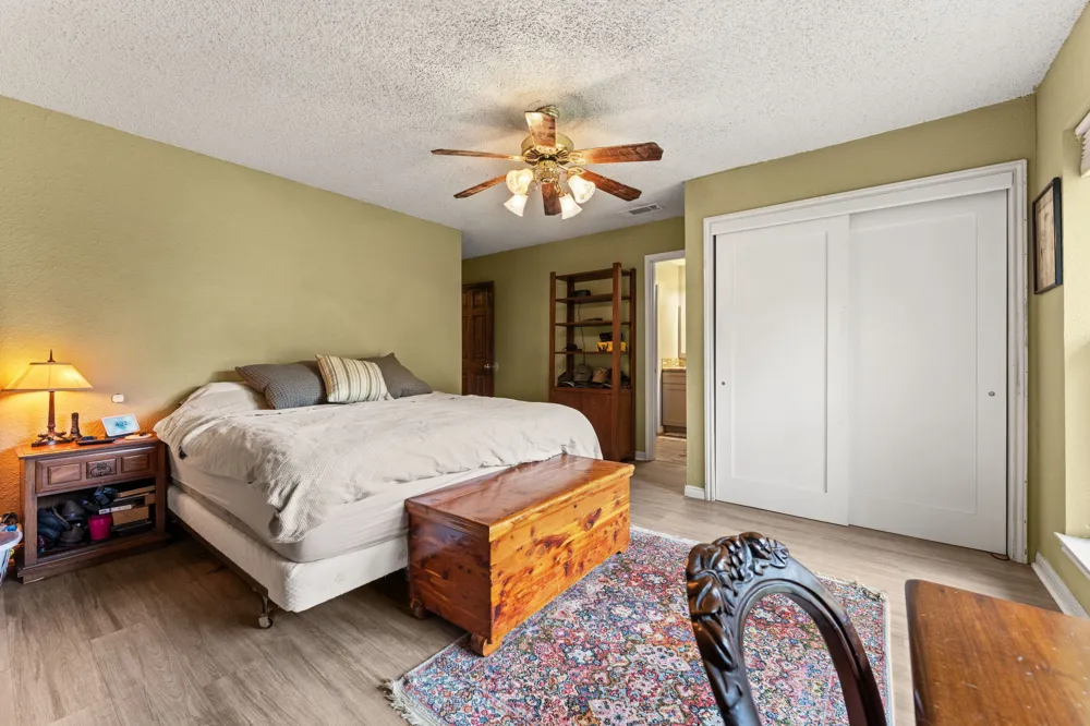 9702 Beauchamp Square Austin, TX 78729