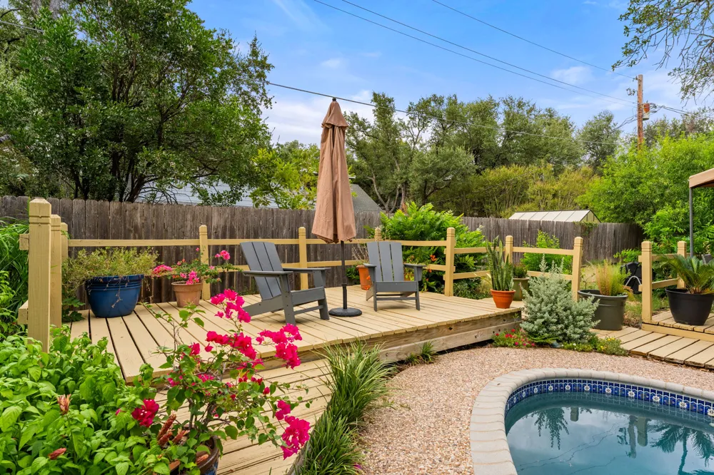 9702 Beauchamp Square Austin, TX 78729
