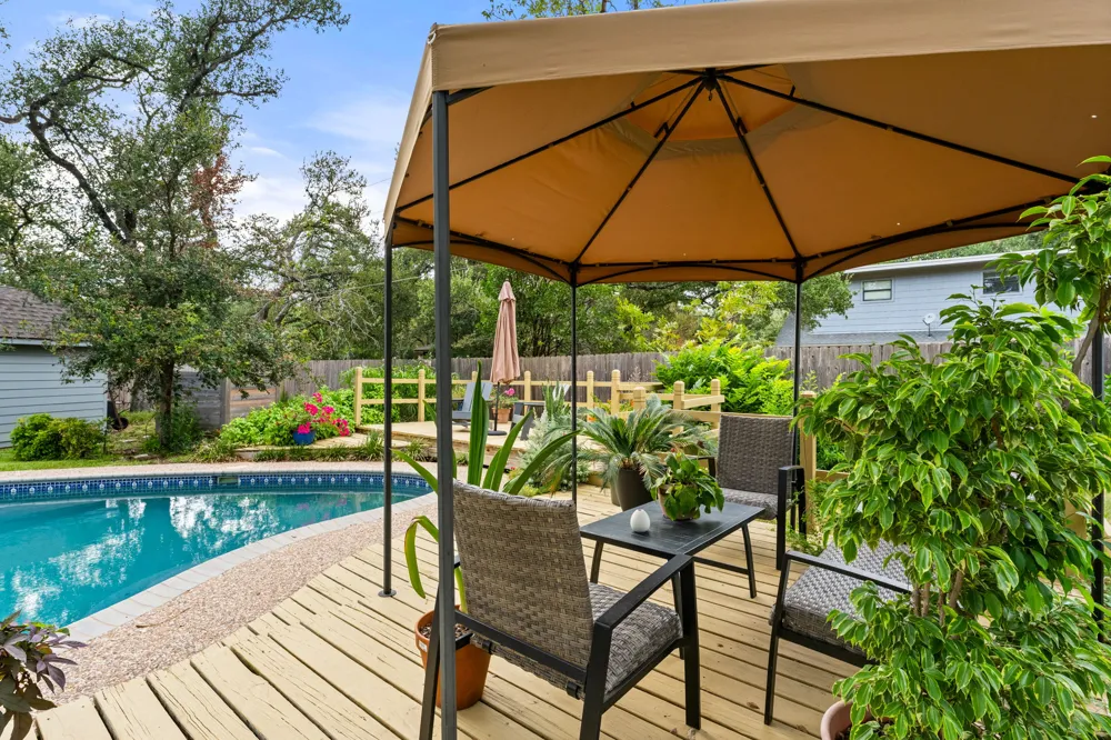 9702 Beauchamp Square Austin, TX 78729