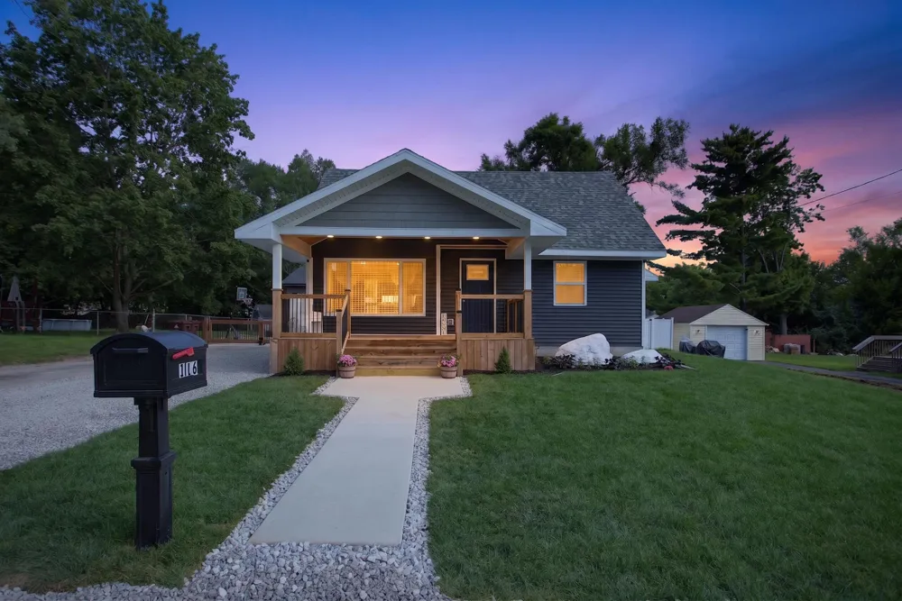 116 Falcon Road Jackson, MI 49202