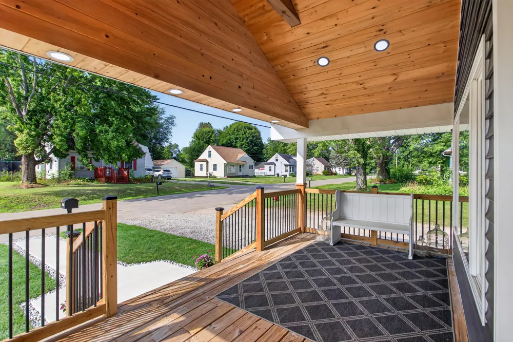 116 Falcon Road Jackson, MI 49202