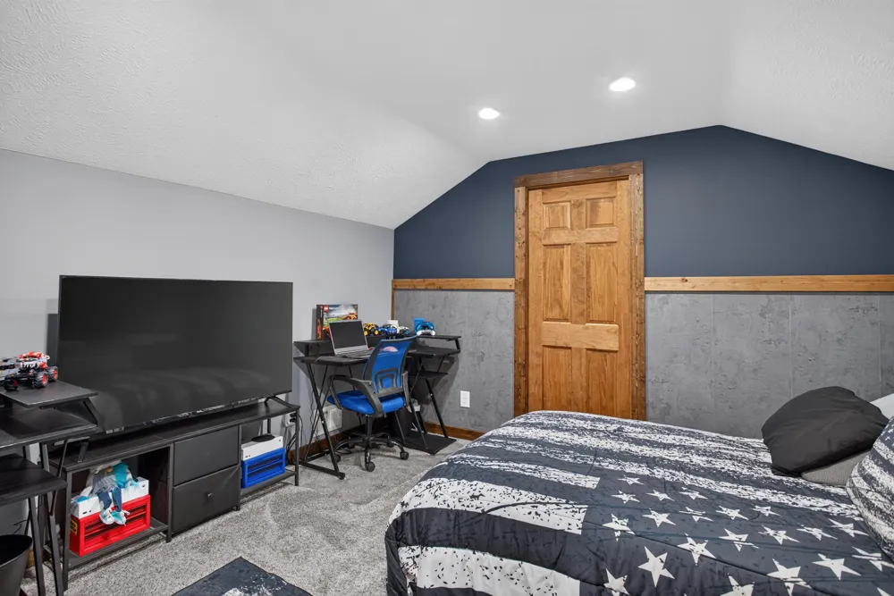116 Falcon Road Jackson, MI 49202