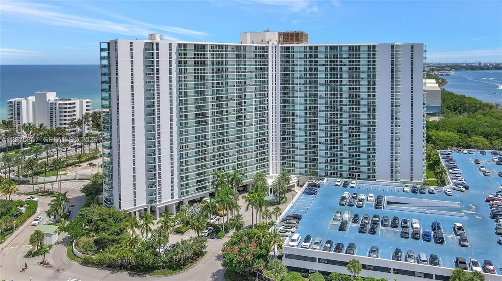 100 Bayview Dr #502 Sunny Isles Beach, FL 33160