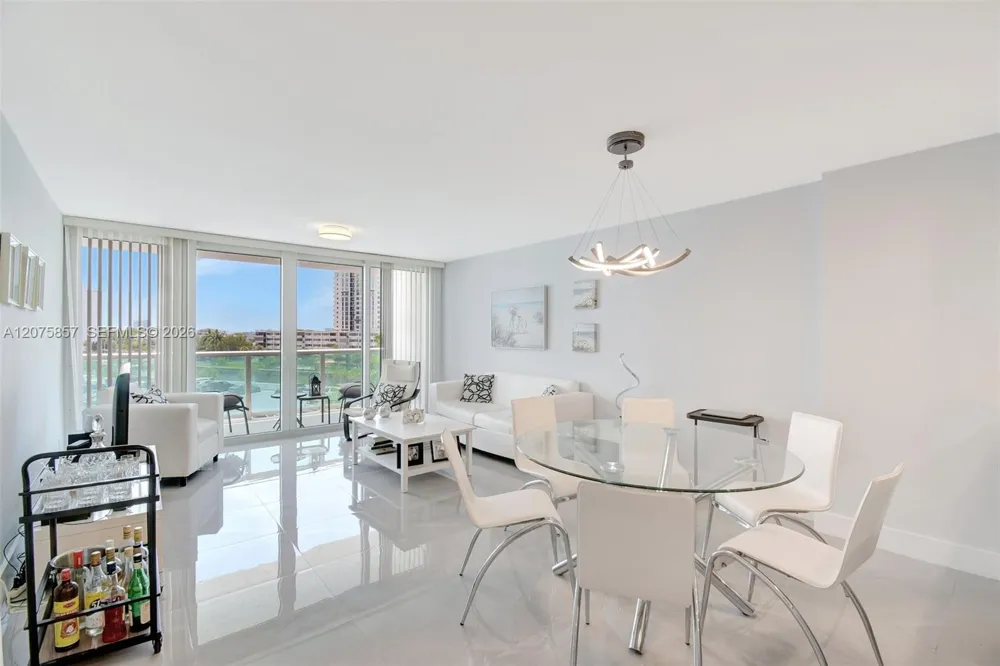 100 Bayview Dr #502 Sunny Isles Beach, FL 33160