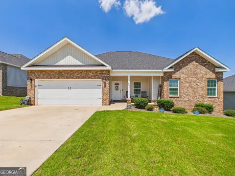 405 Ledford WAY
