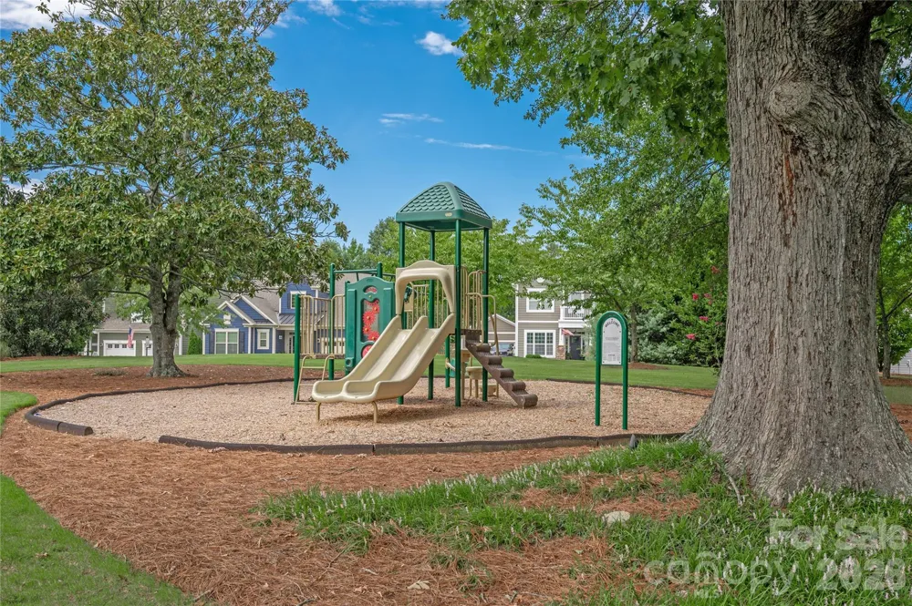 5077 Waterloo Drive Tega Cay, SC 29708