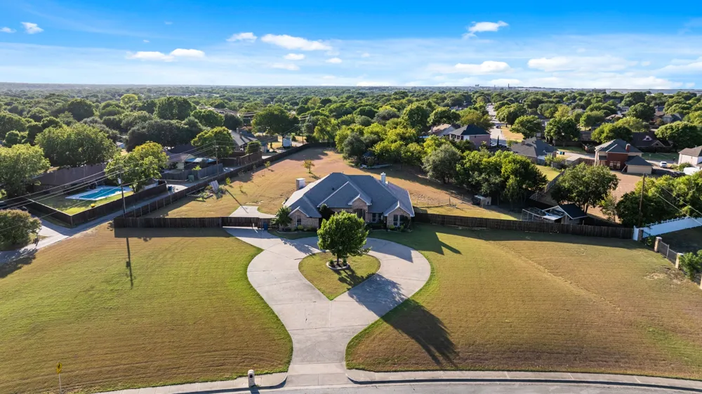 1055 The Meadows Parkway DeSoto, TX 75115