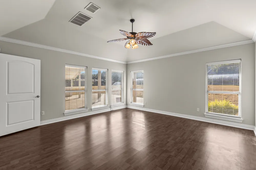 1055 The Meadows Parkway DeSoto, TX 75115