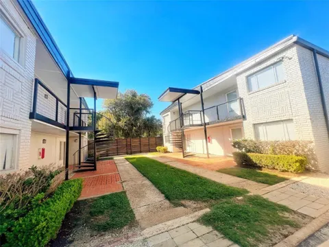 5415 Scott Street #38
