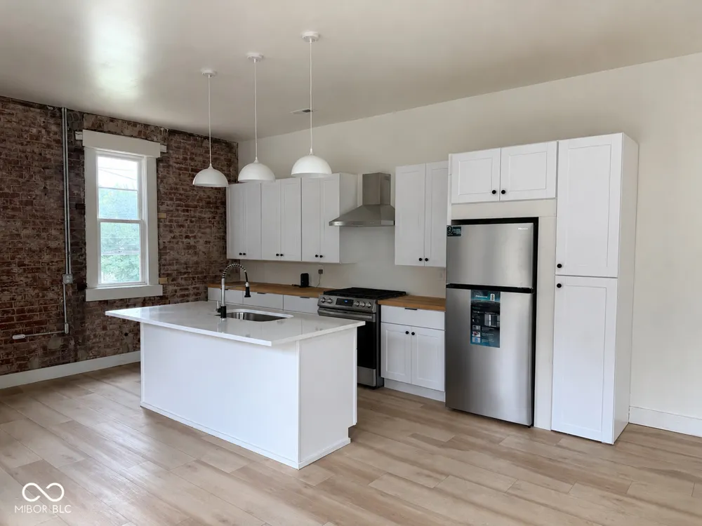 2701 College Avenue Indianapolis, IN 46205