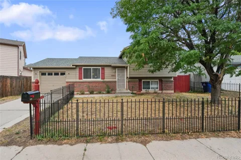 2045 Grosbear Lane