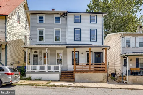 31 BUTTONWOOD STREET
