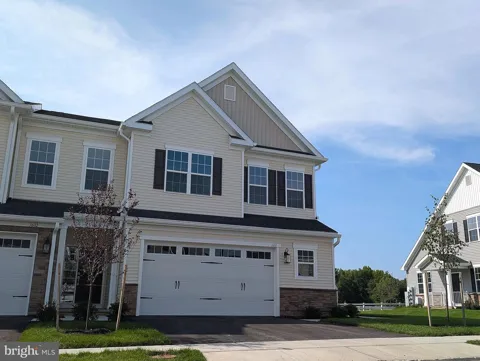 1601 JUSTIN DRIVE