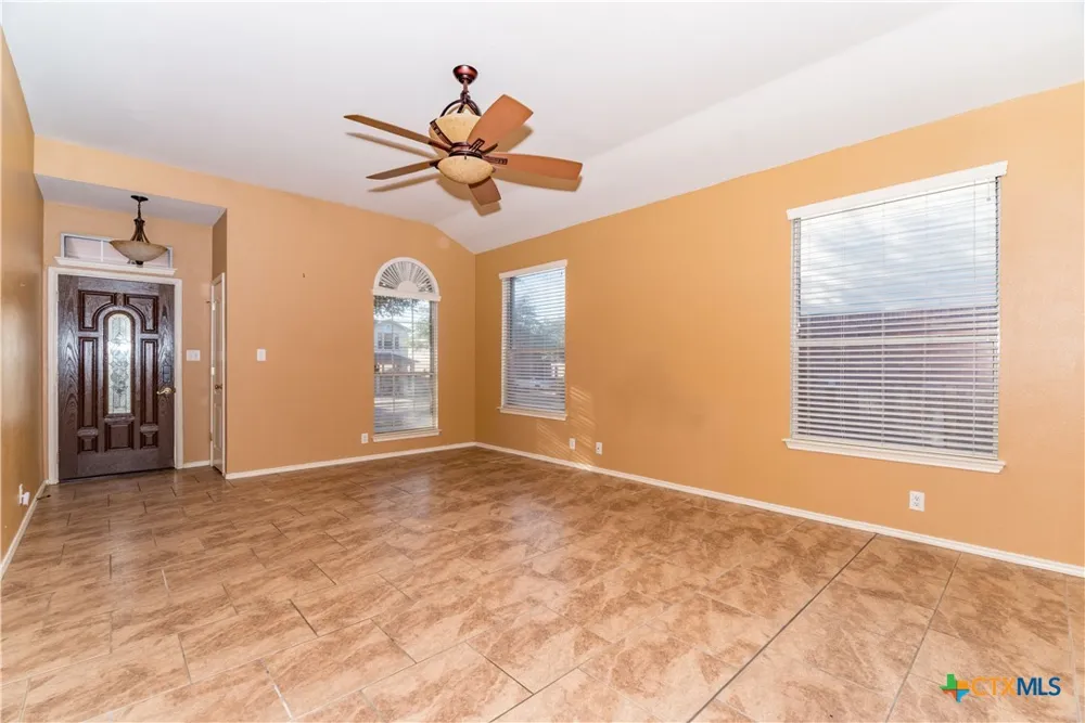 116 Pilot Point Cibolo, TX 78108
