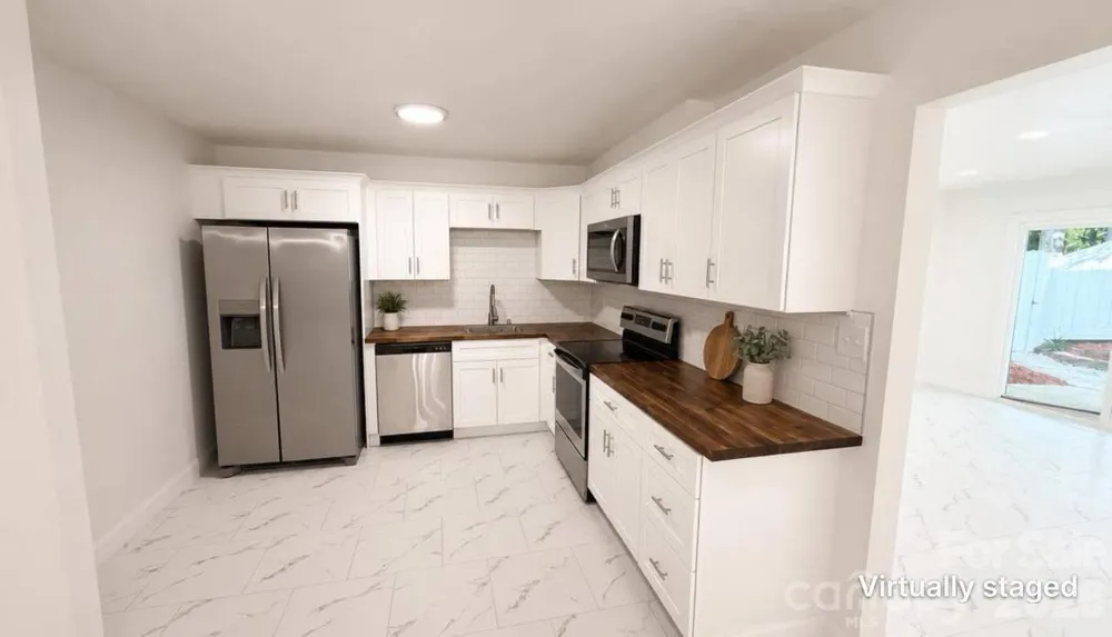 7107 Stonington Lane Charlotte, NC 28227