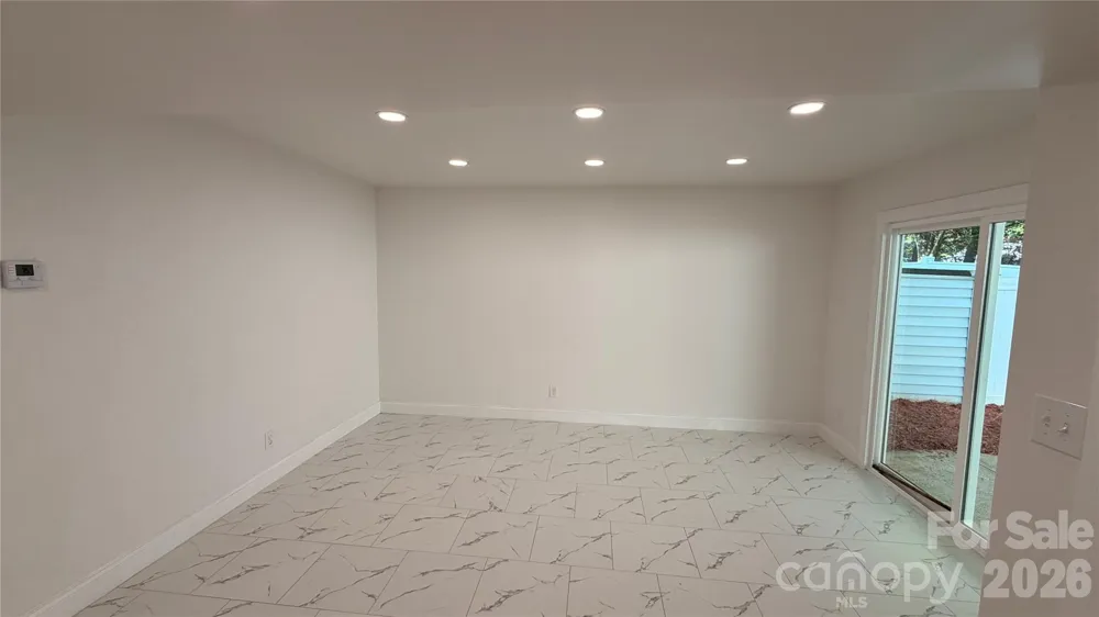 7107 Stonington Lane Charlotte, NC 28227