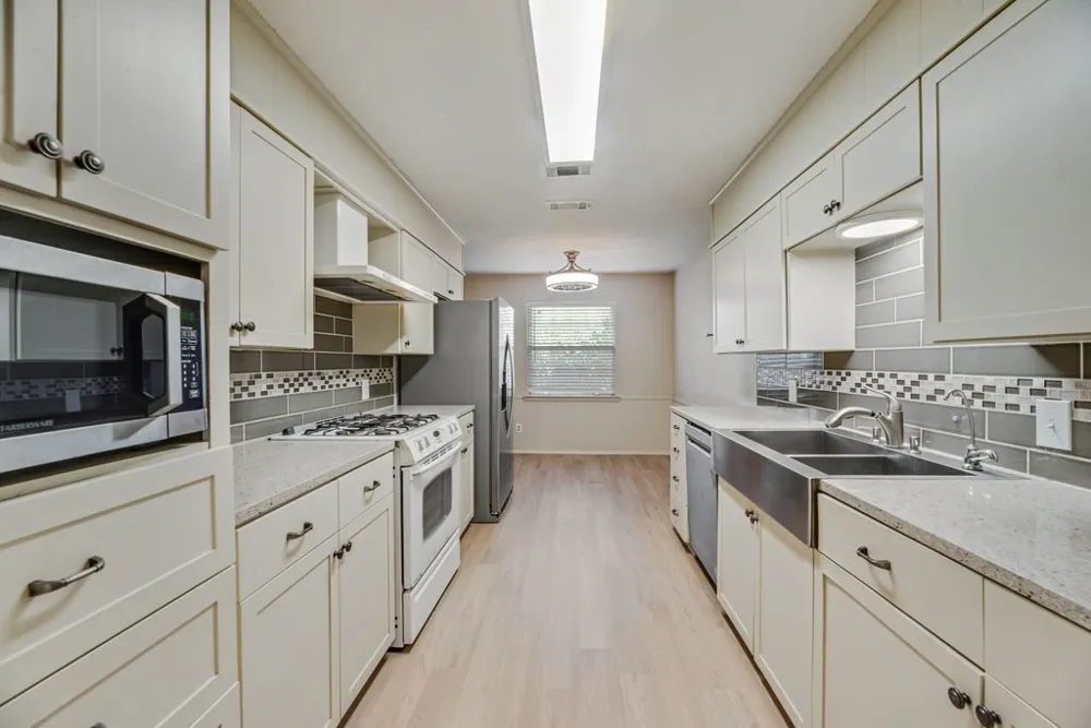 2228 Picadilly Lane Denton, TX 76209