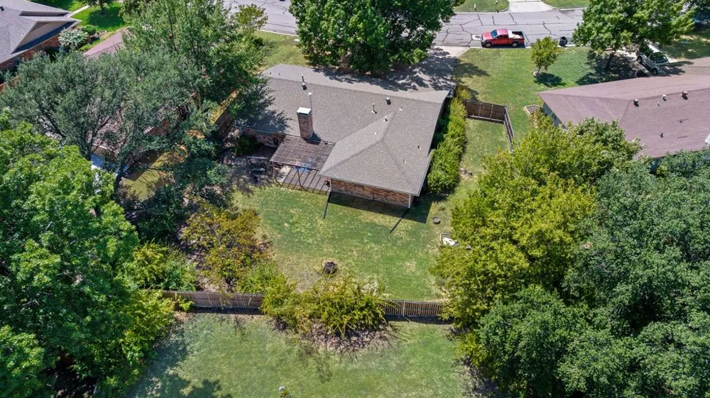 2228 Picadilly Lane Denton, TX 76209