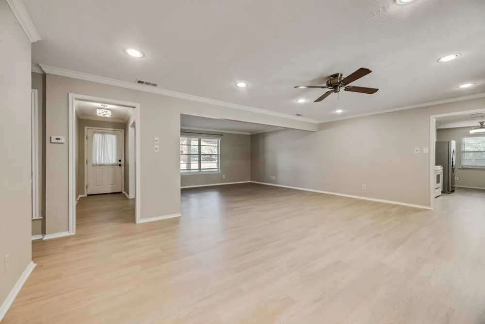 2228 Picadilly Lane Denton, TX 76209