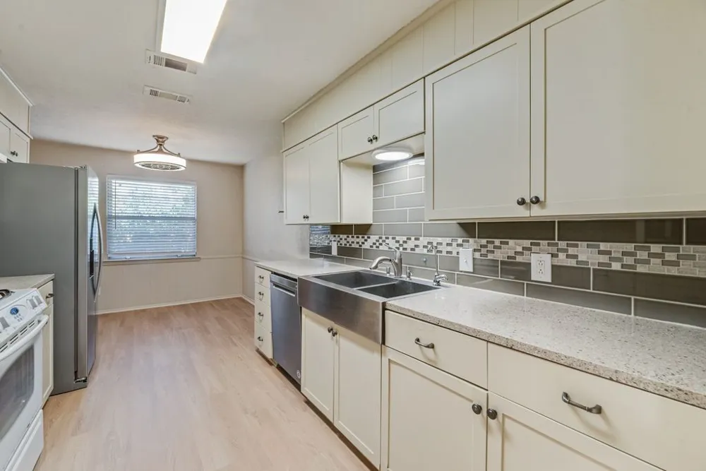 2228 Picadilly Lane Denton, TX 76209