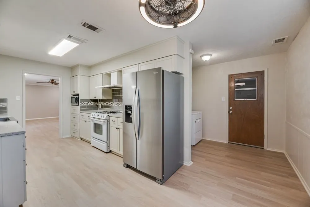 2228 Picadilly Lane Denton, TX 76209