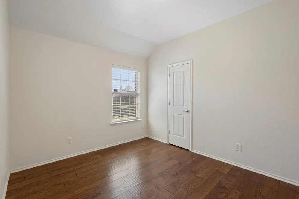 104 Holly Street Waxahachie, TX 75165