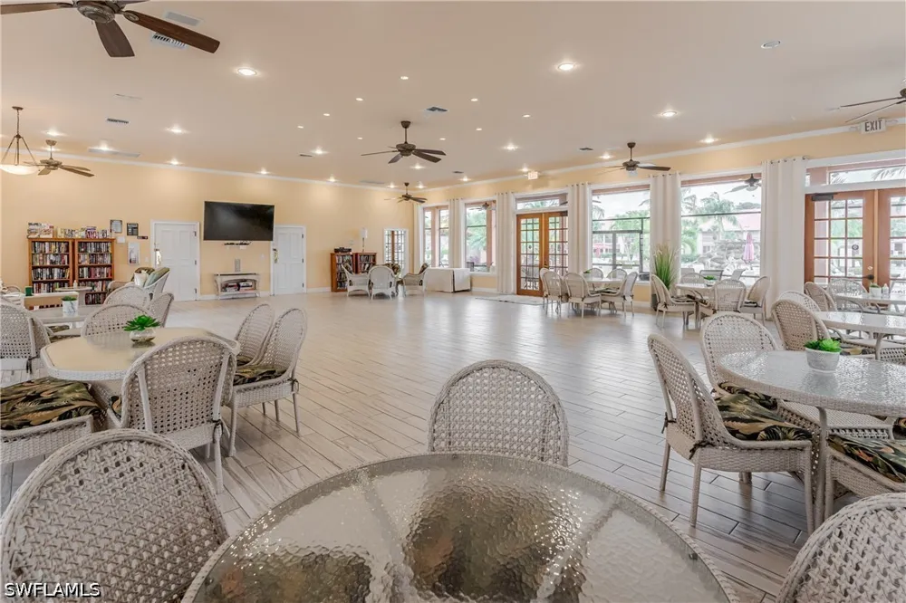 Beach Resort Drive #5 Naples, FL 34114