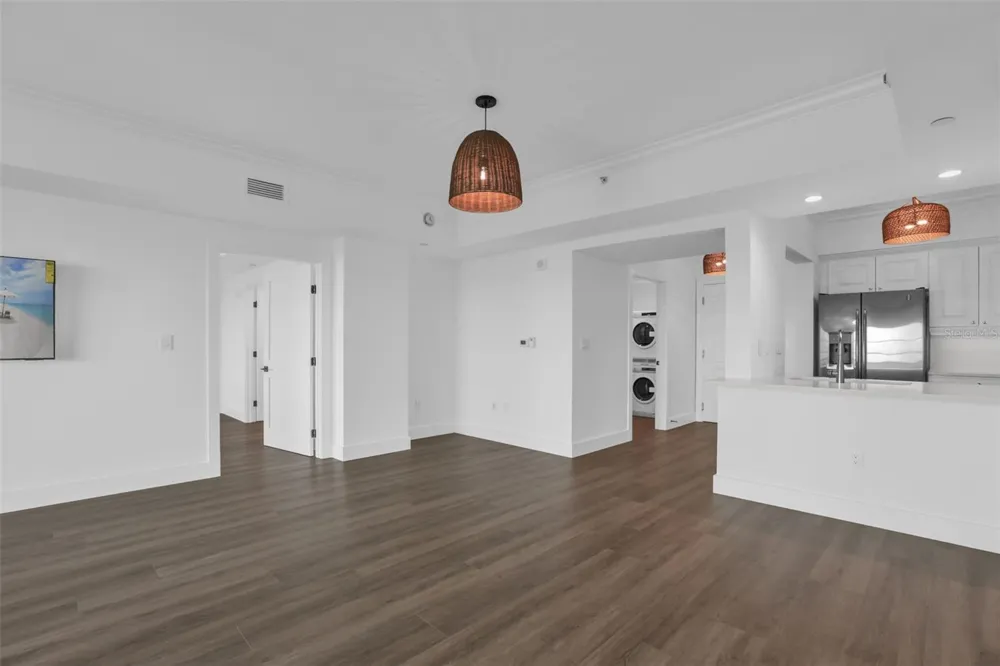 7593 GATHERING DRIVE #707 Reunion, FL 34747