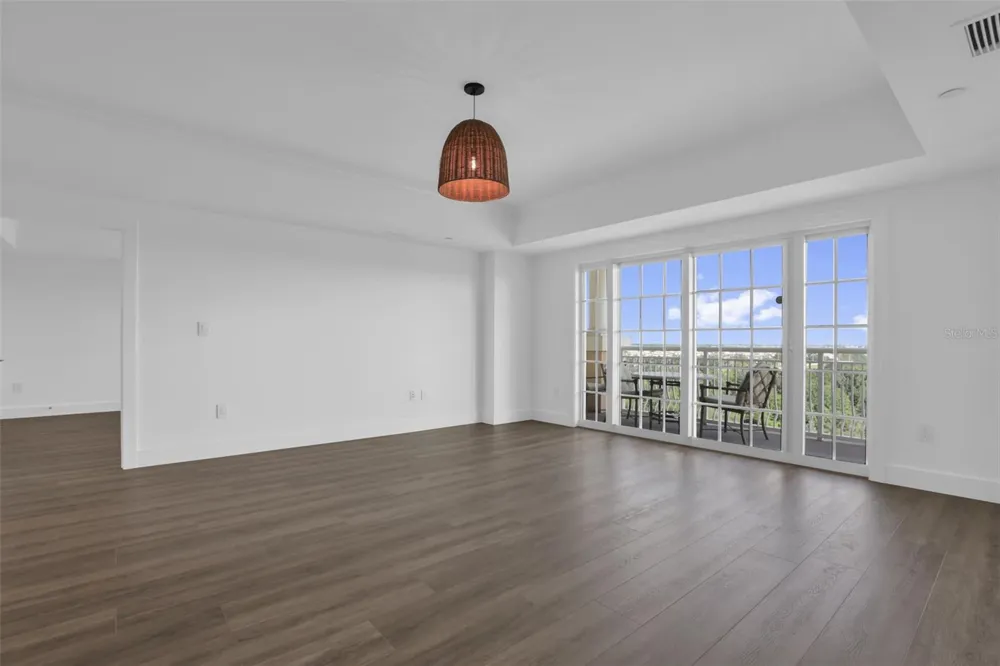7593 GATHERING DRIVE #707 Reunion, FL 34747