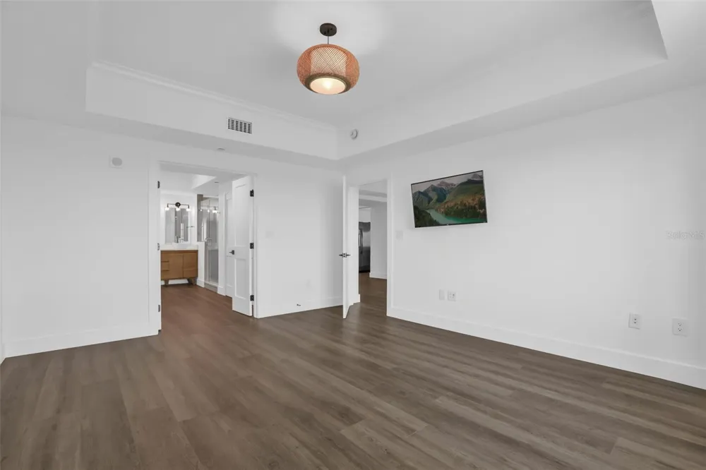 7593 GATHERING DRIVE #707 Reunion, FL 34747