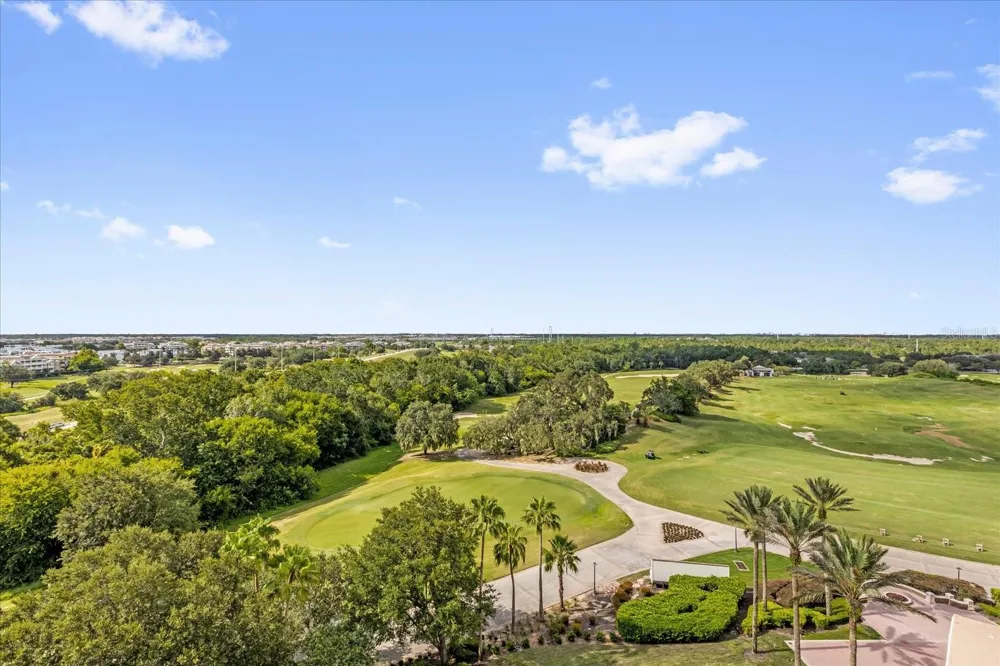7593 GATHERING DRIVE #707 Reunion, FL 34747