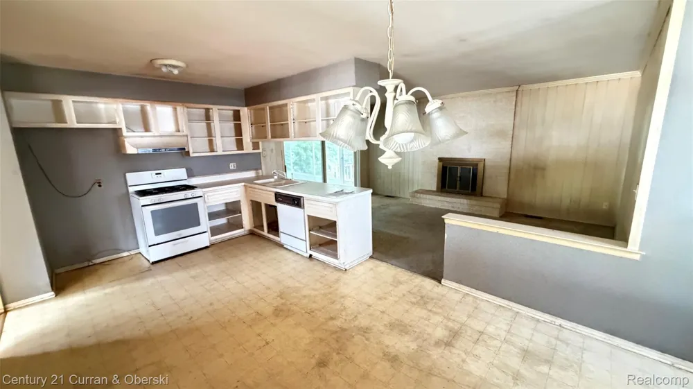 38609 Scott Drive Westland City, MI 48186