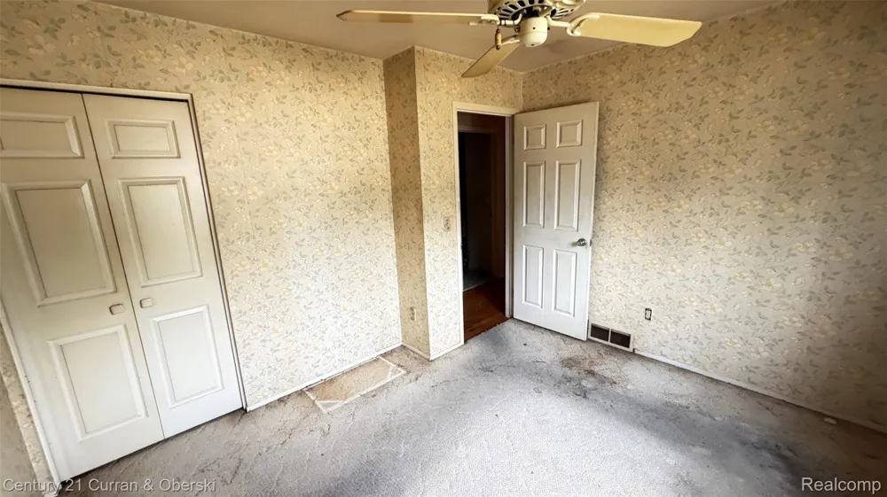 38609 Scott Drive Westland City, MI 48186