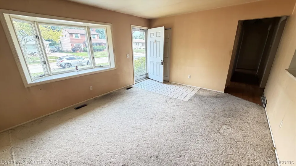 38609 Scott Drive Westland City, MI 48186