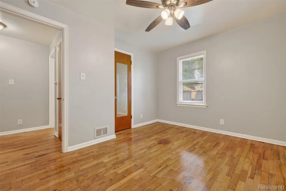 3806 Herrick Street Flint City, MI 48532
