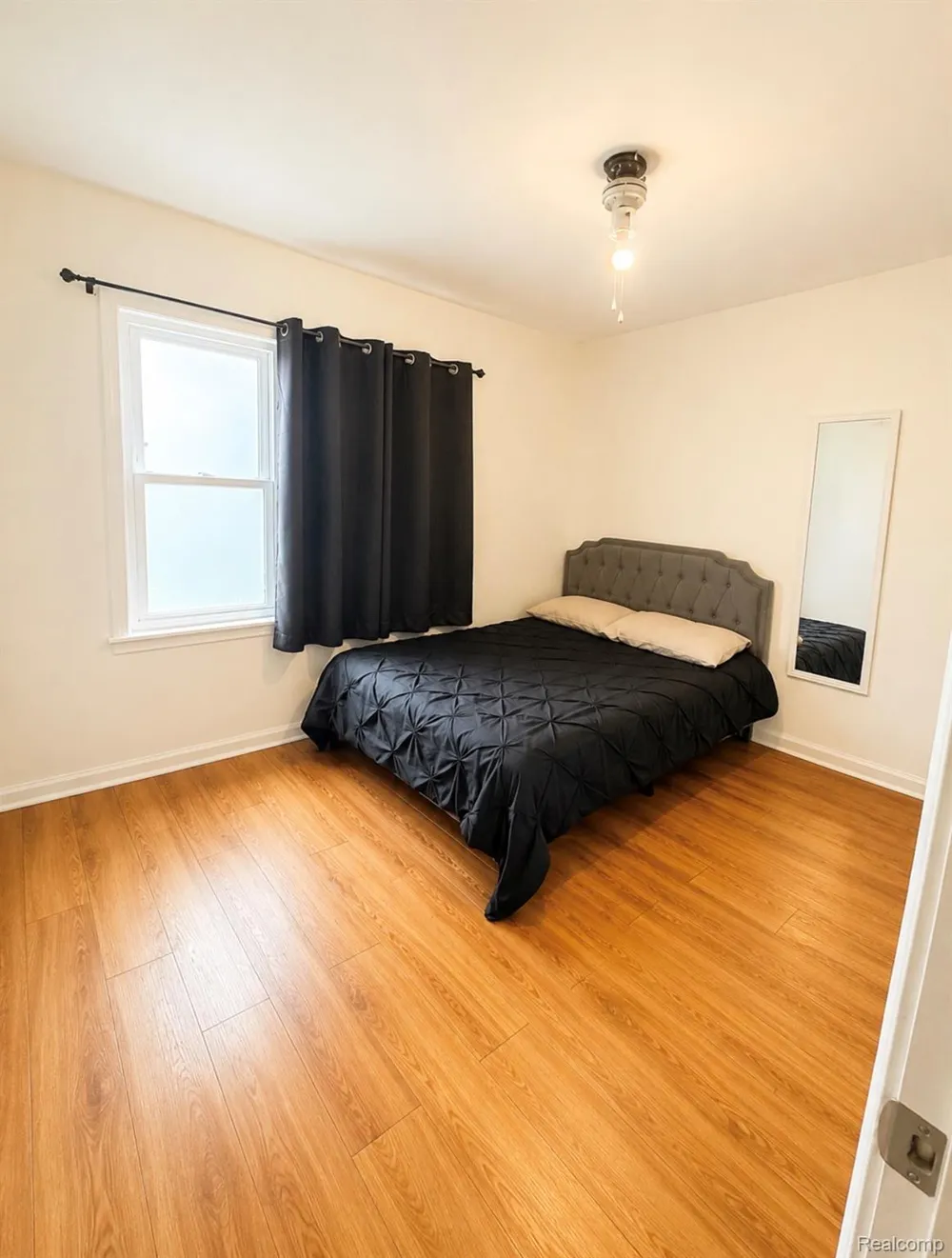 19166 Bentler Street Detroit City, MI 48219