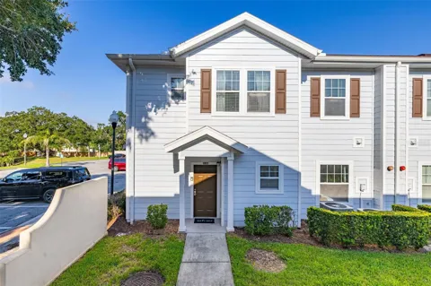 5370 DIPLOMAT COURT #108