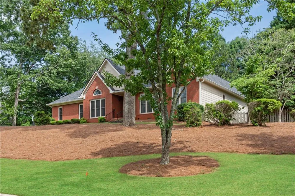 4210 Habersham Way Cumming, GA 30041