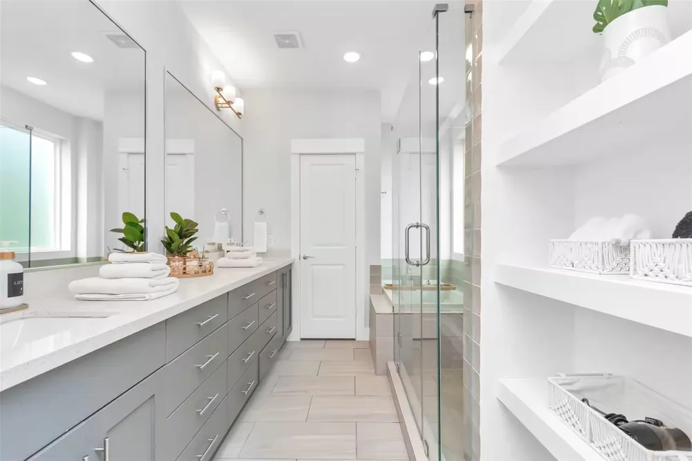 2817 Palm Street Houston, TX 77004