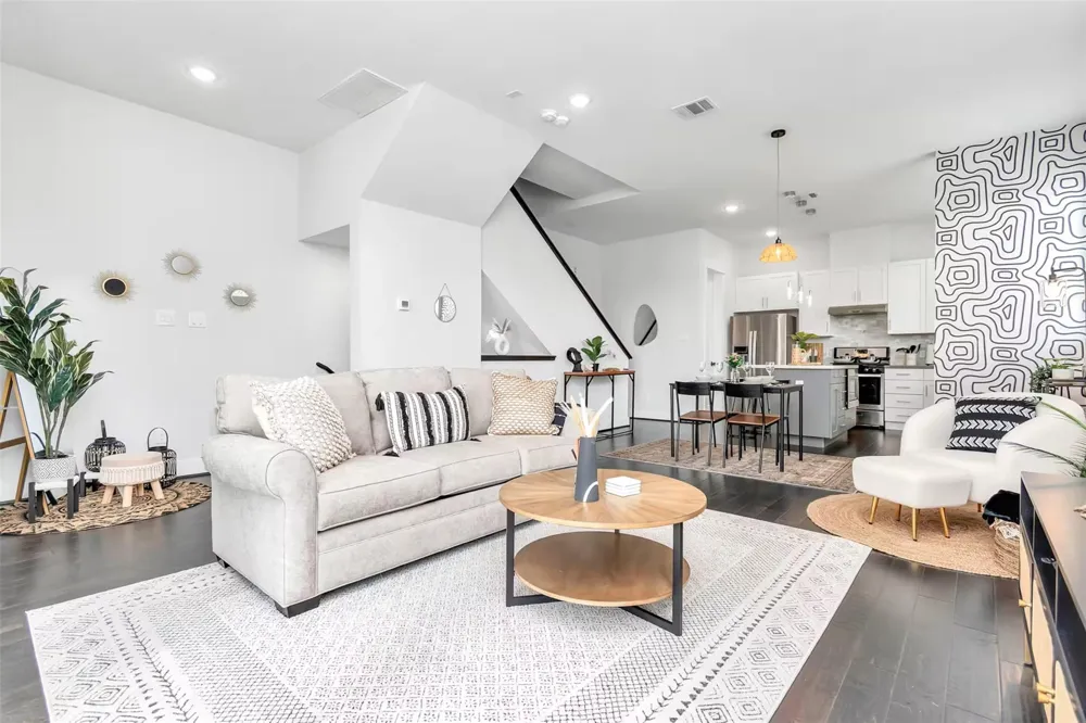 2817 Palm Street Houston, TX 77004