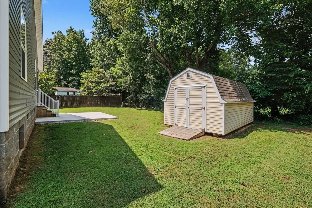 58 Duck Hawk Dr McMinnville, TN 37110