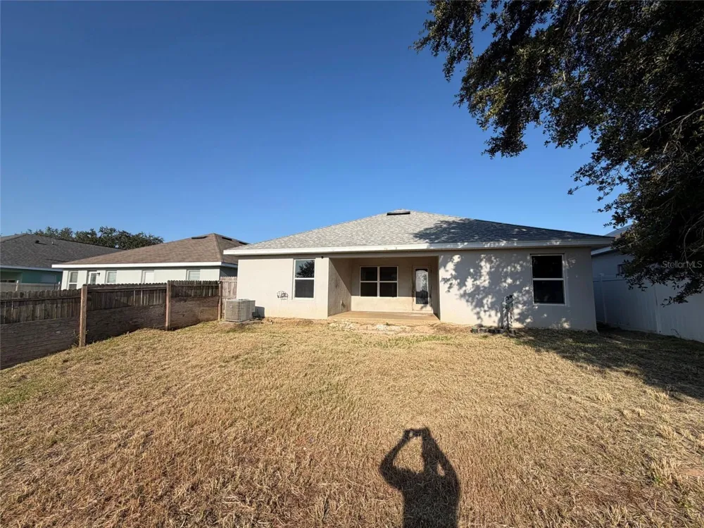 1229 LONGVILLE CIRCLE Tavares, FL 32778
