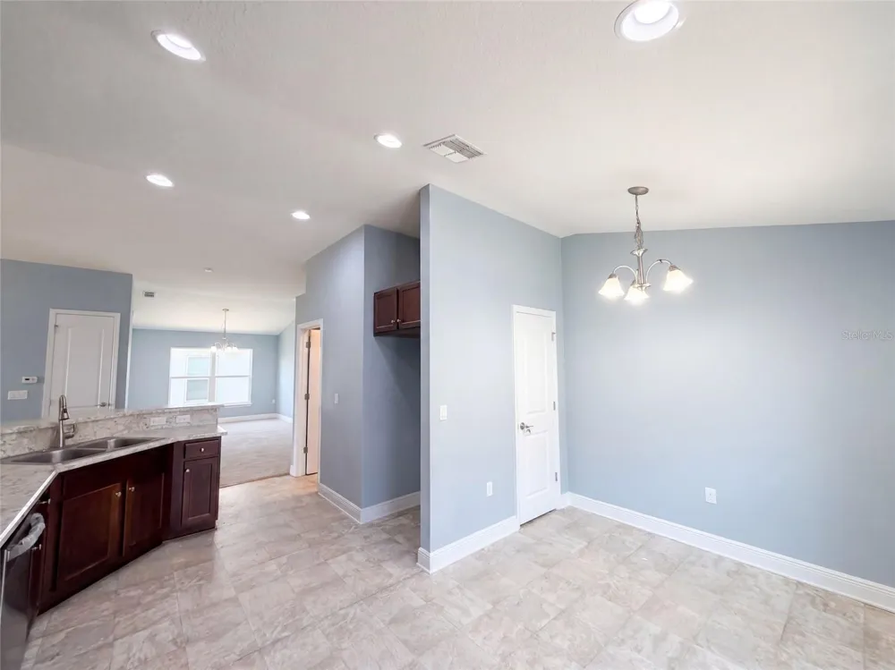 1229 LONGVILLE CIRCLE Tavares, FL 32778
