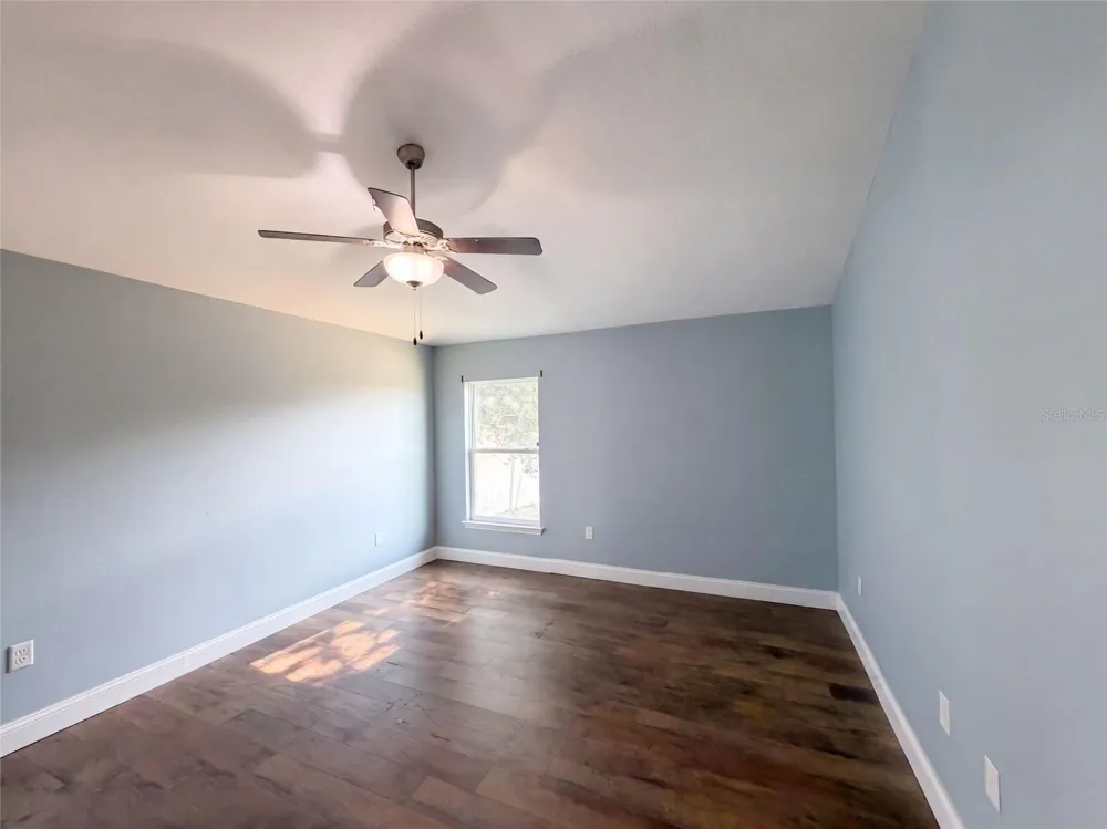 1229 LONGVILLE CIRCLE Tavares, FL 32778