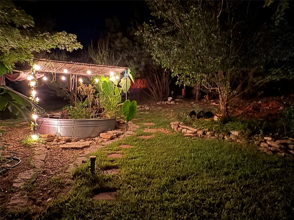 1393 Shady Oaks Circle Glen Rose, TX 76043