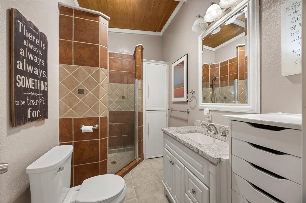 1393 Shady Oaks Circle Glen Rose, TX 76043